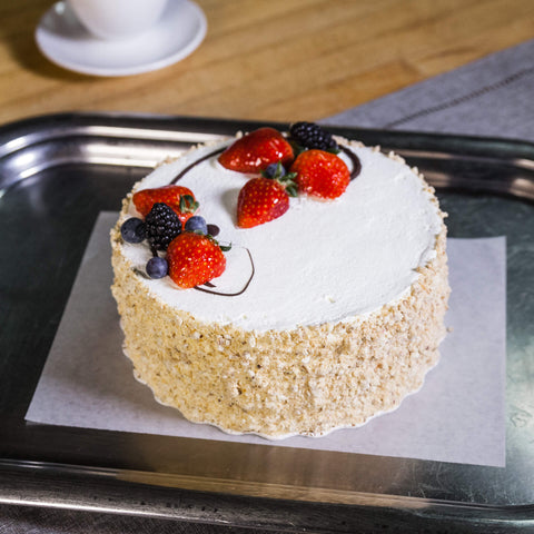 Berry Hazlenut Cake