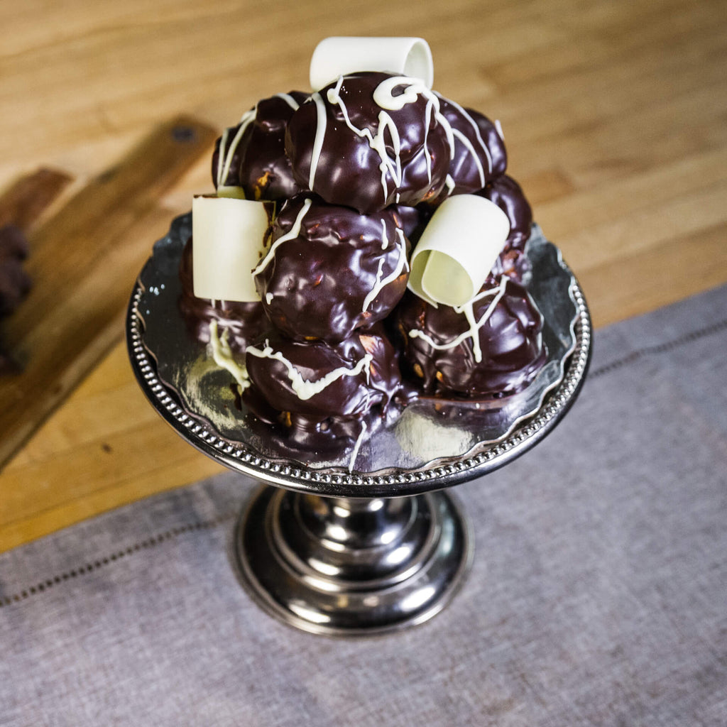 Profiterole Tower Cake Chocolada Bakery